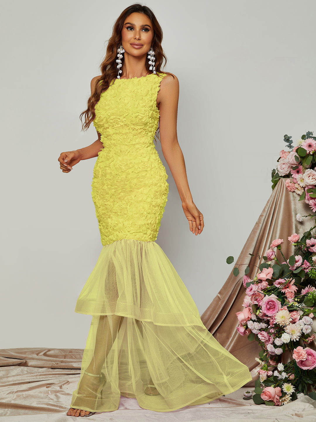 Round Neck Sleeveless Contrast Mesh Mermaid 3D Flower Dresses