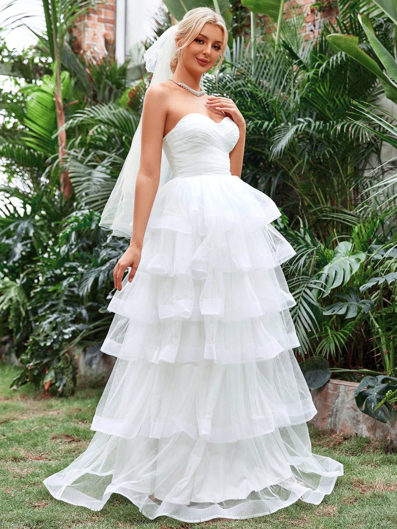 Ruffle Layered Hem Tube Wedding Dresses