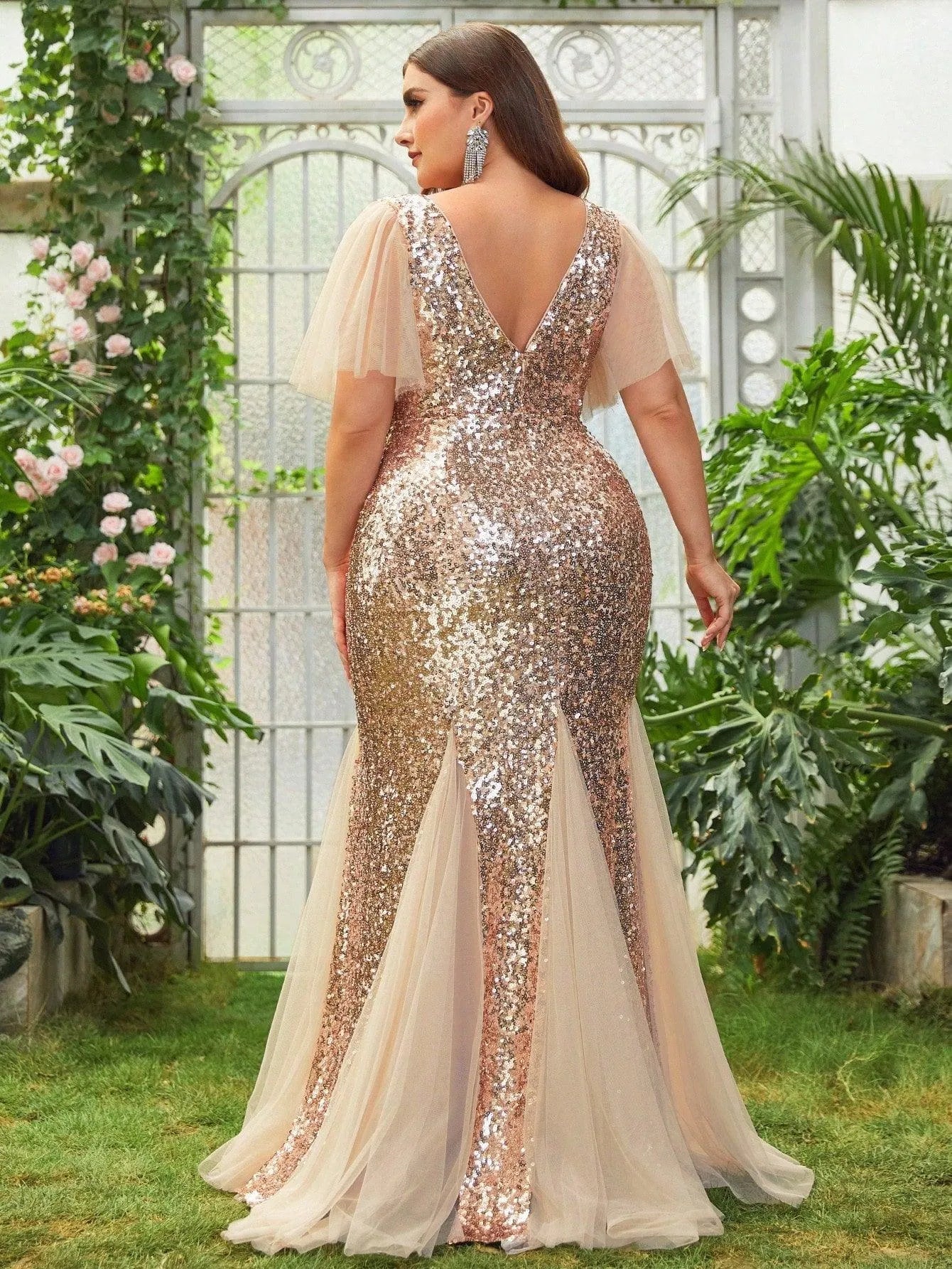 Plus Mesh Mermaid Hem Sequin Formal Dress