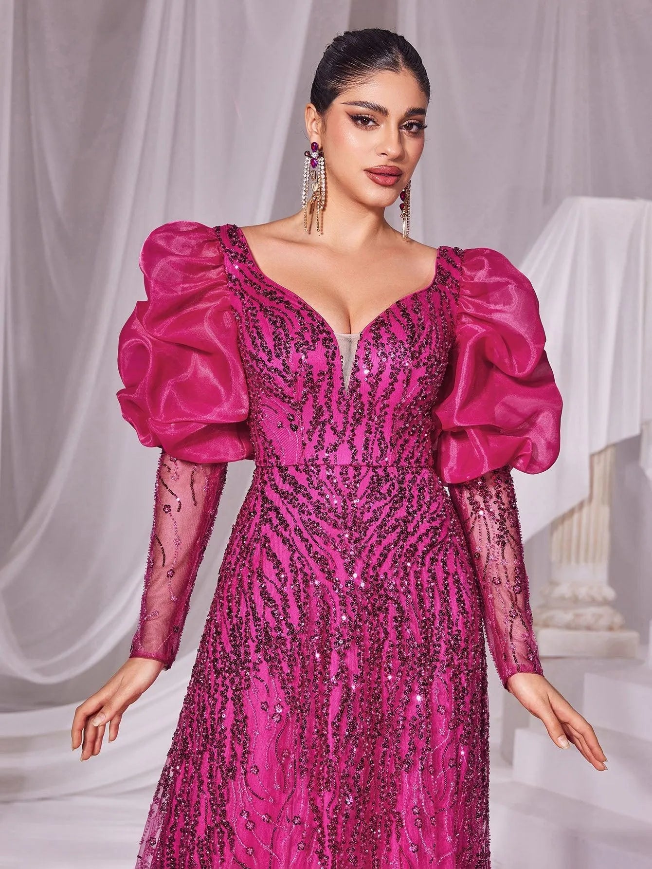 Gorgeous Plunging Neck Gigot Sleeves Maxi Prom Dress