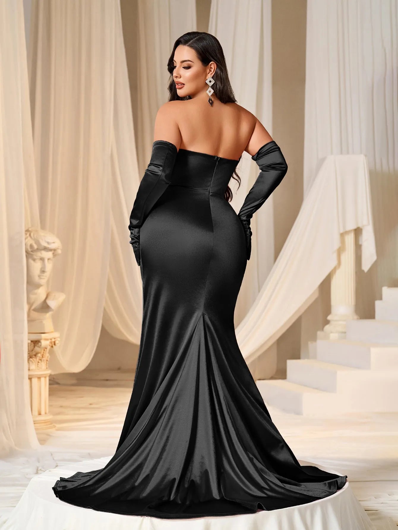 Plus Ruched Wrap Hem Satin Tube Prom Dress（Gloves Included）