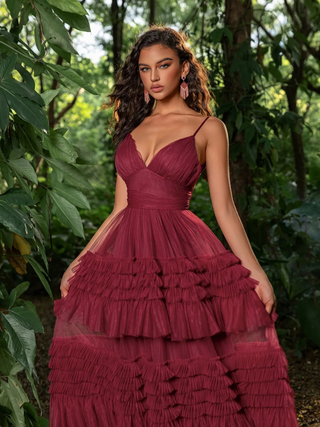 Gorgeous Plunging Neck Tiered Tulle Slip Prom Dress