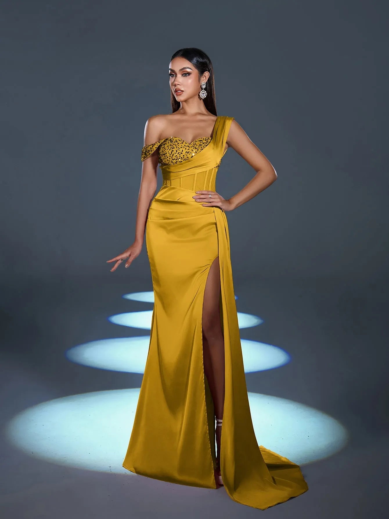 Elegant Asymmetrical Neck Split Mermaid Hem Satin Evening Dress