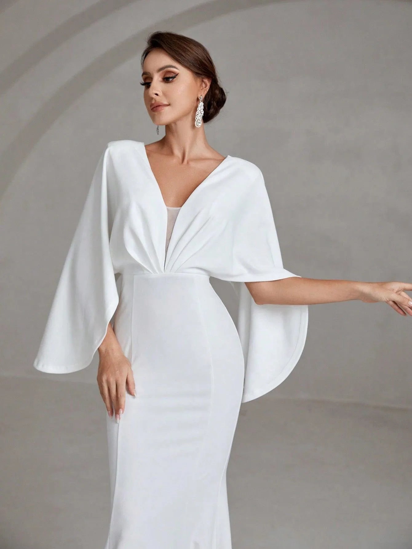 Elegant Cape Sleeves Mermaid Hem Wedding Dress