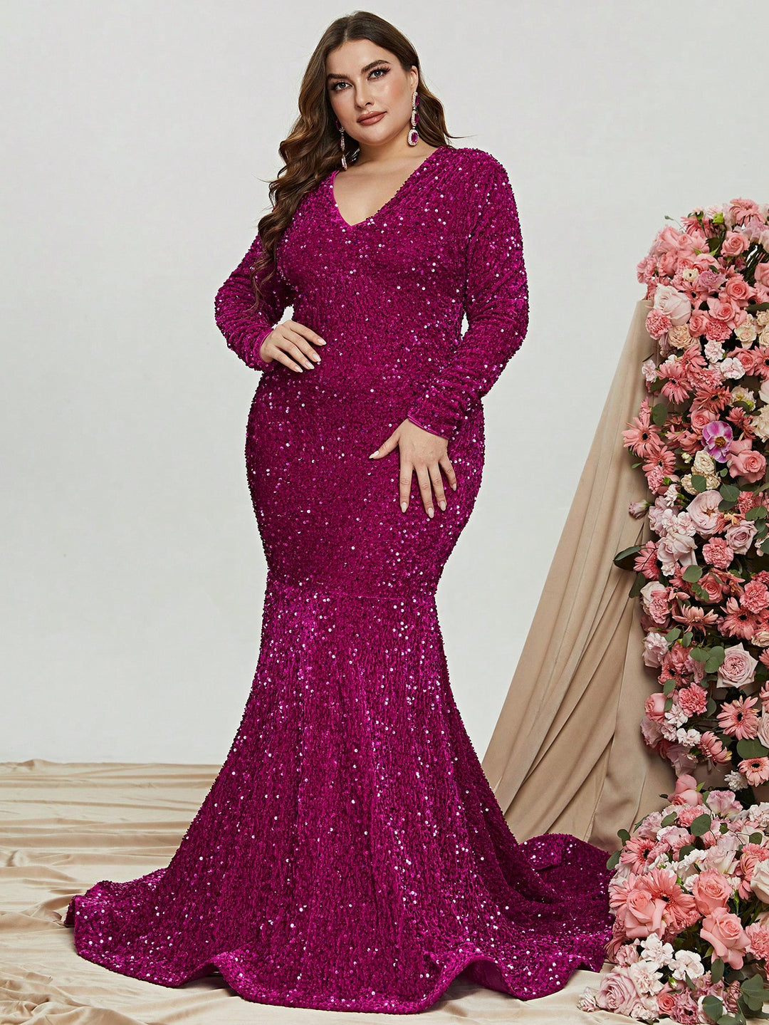 Plus Size Elegant V Neck Long Sleeve Sequin Mermaid Dresses