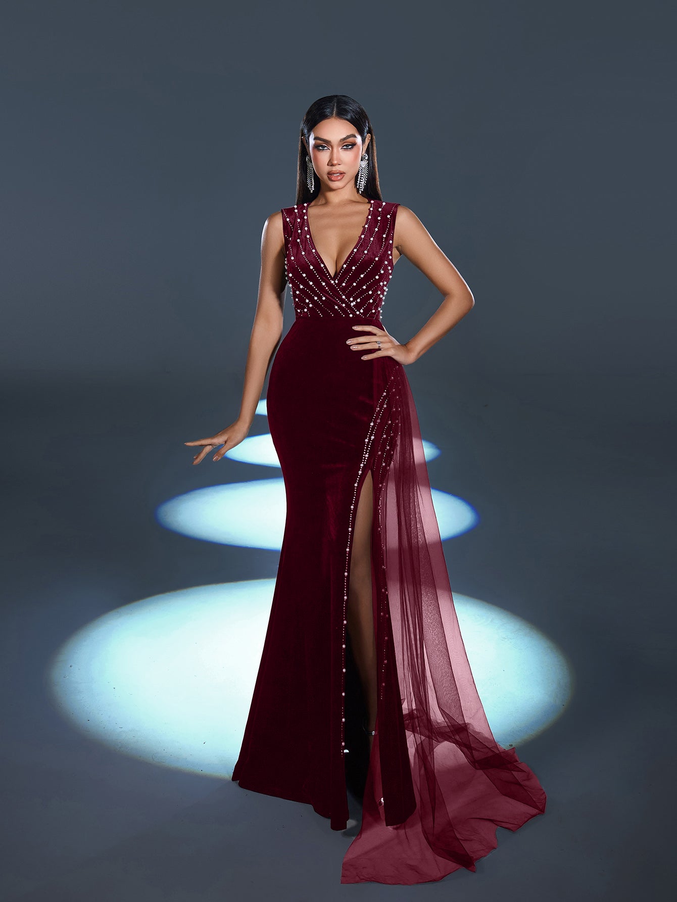 Gorgous Pearl Embellished Sleeveless Mermaid Hem Velvet Evening Dress