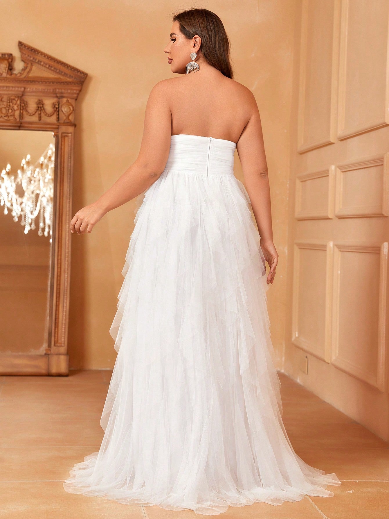 Plus Mesh Overlay Tube Wedding Dresses