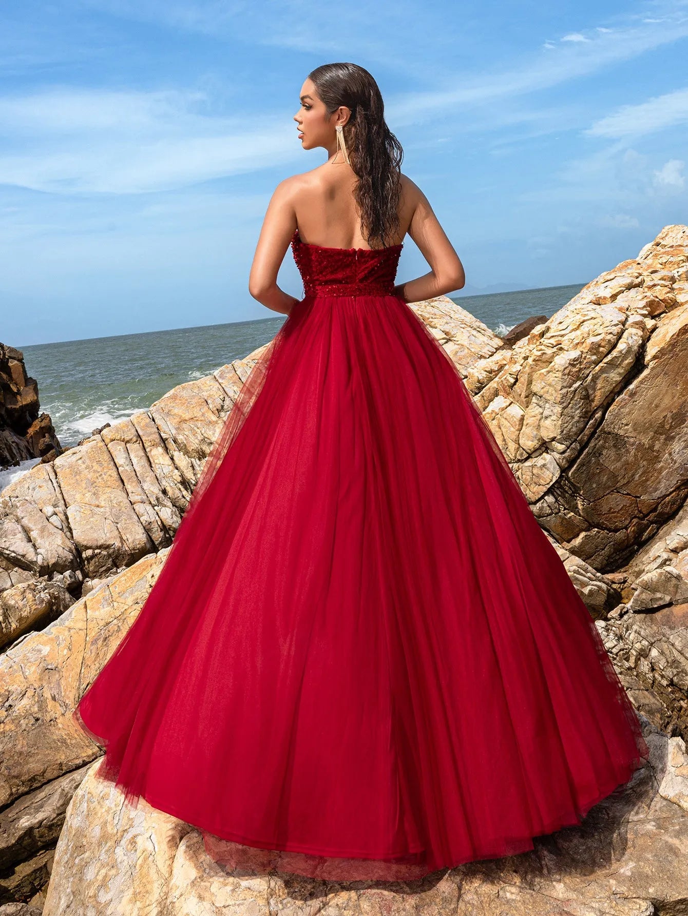 Elegant Strapless Split Thigh A-line Formal Evening Dress