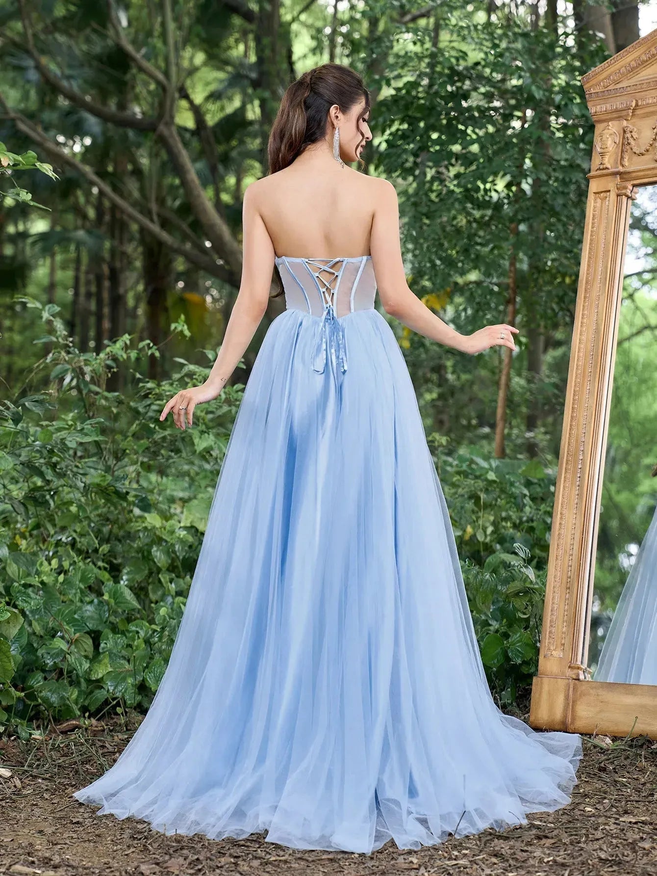 Gorgeous Applique Detail Sheer Bodice Tulle Prom Tube Dress