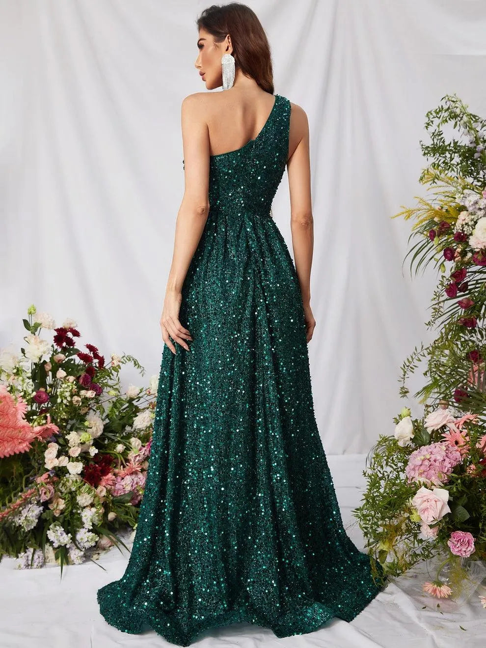 Elegant One Shoulder Sleeveless Sequin A Line Dresses