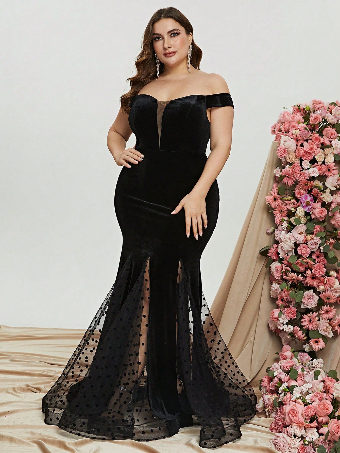 Plus Off Shoulder Mesh Insert Mermaid Dresses