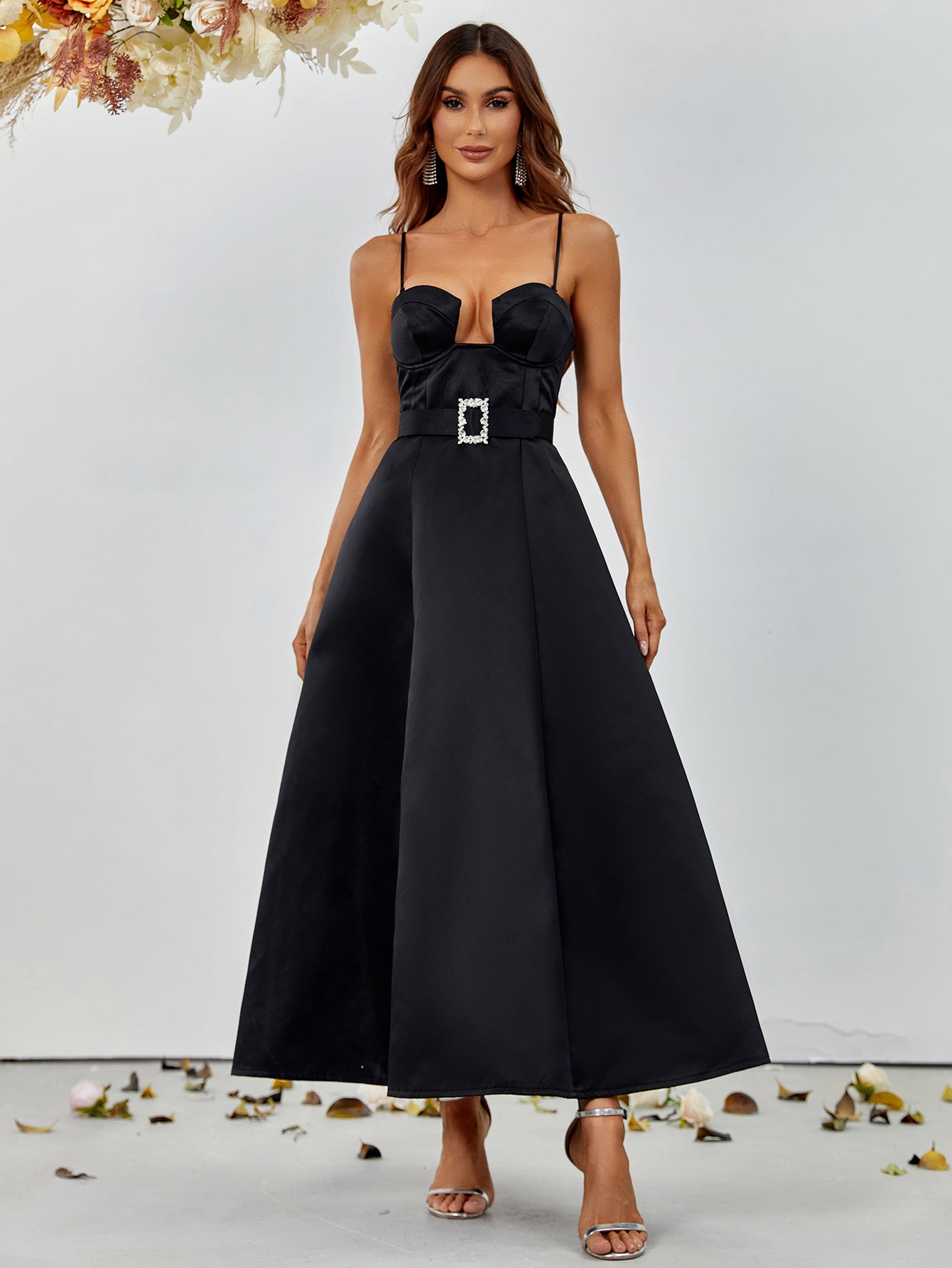 Elegant Spaghetti Strap Satin A Line Gown