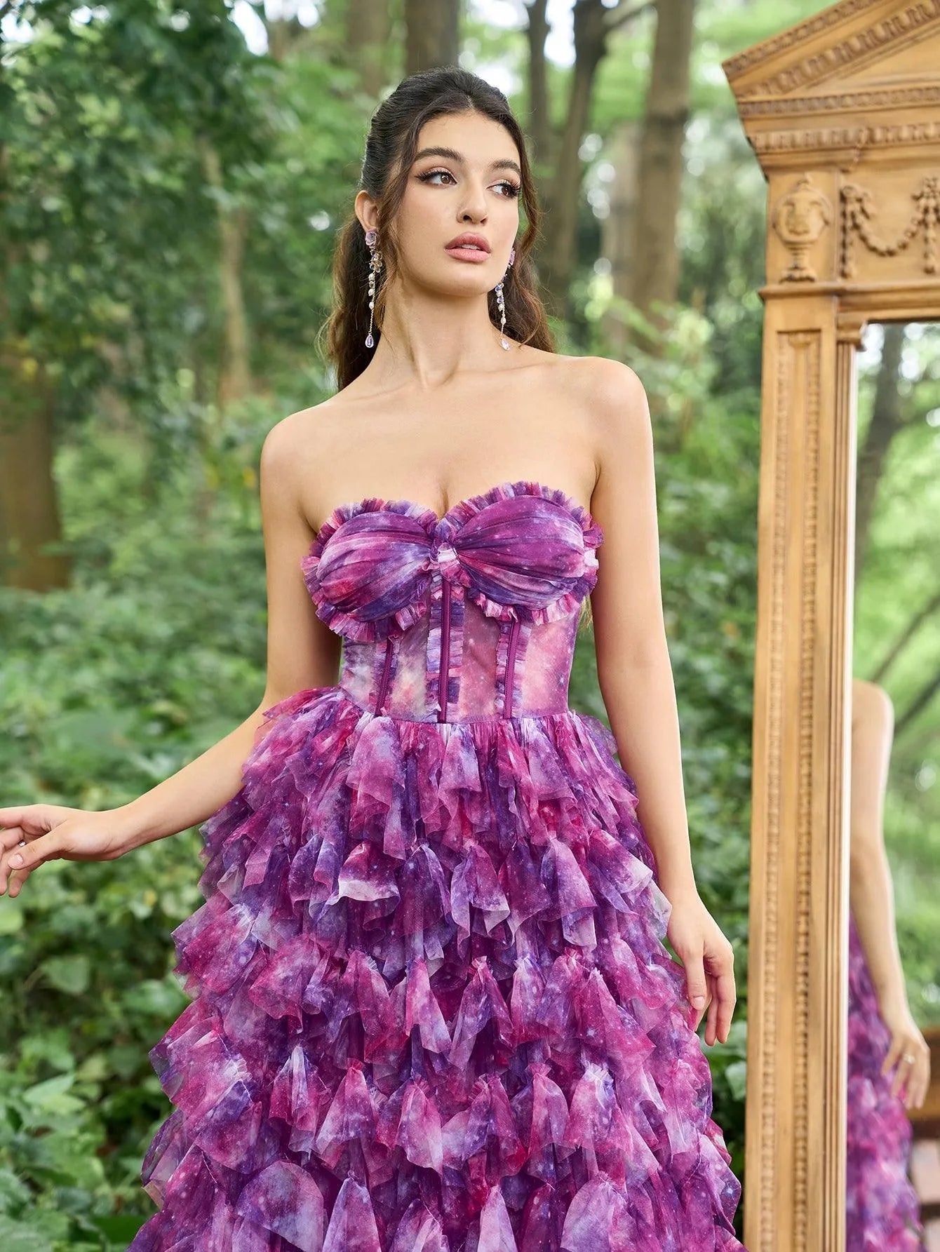 Luxury Strapless Ruffle Layers Hem Prom Dress