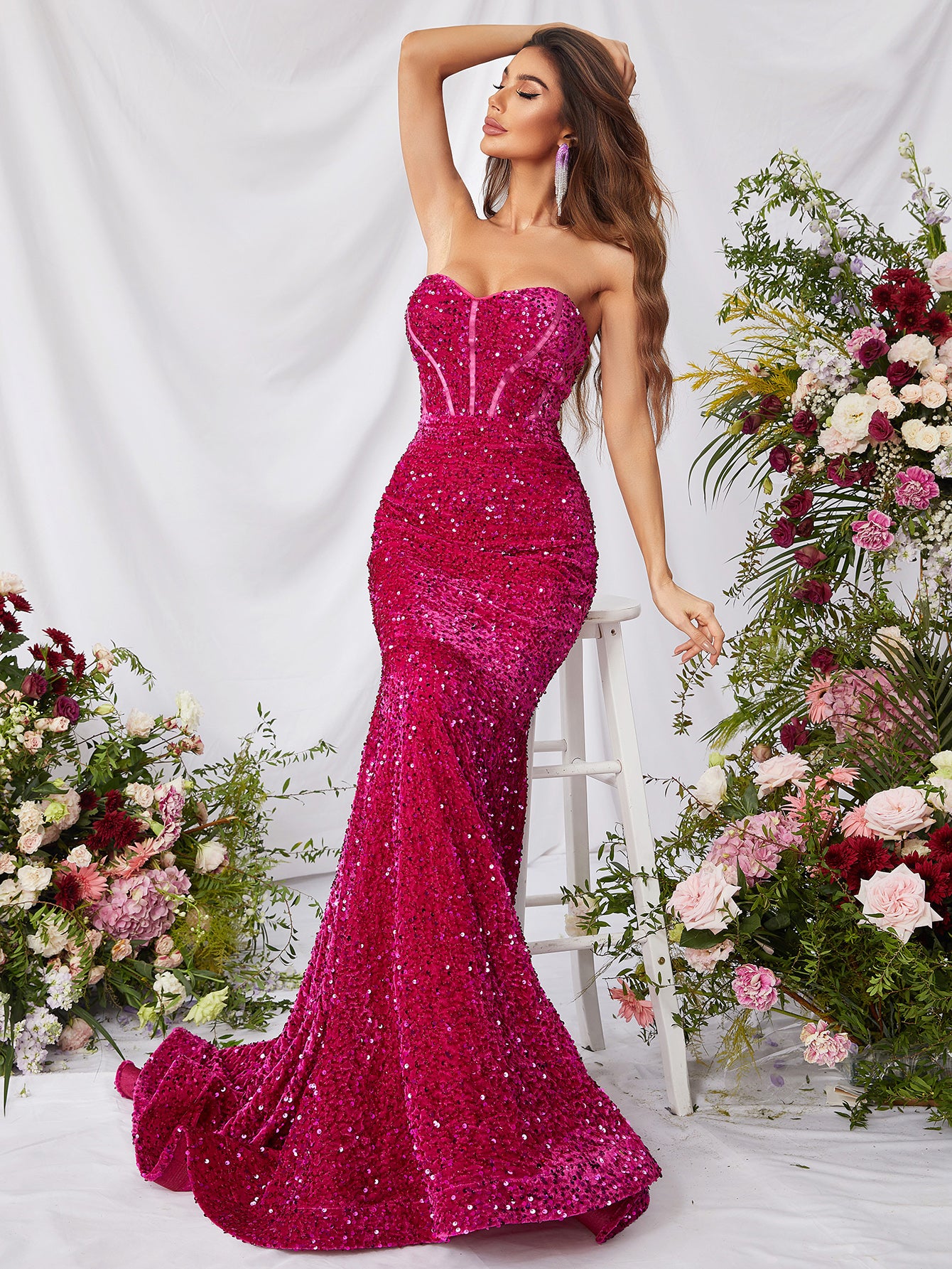 Elegant Tube Sleeveless Sequin Mermaid Formal Dress