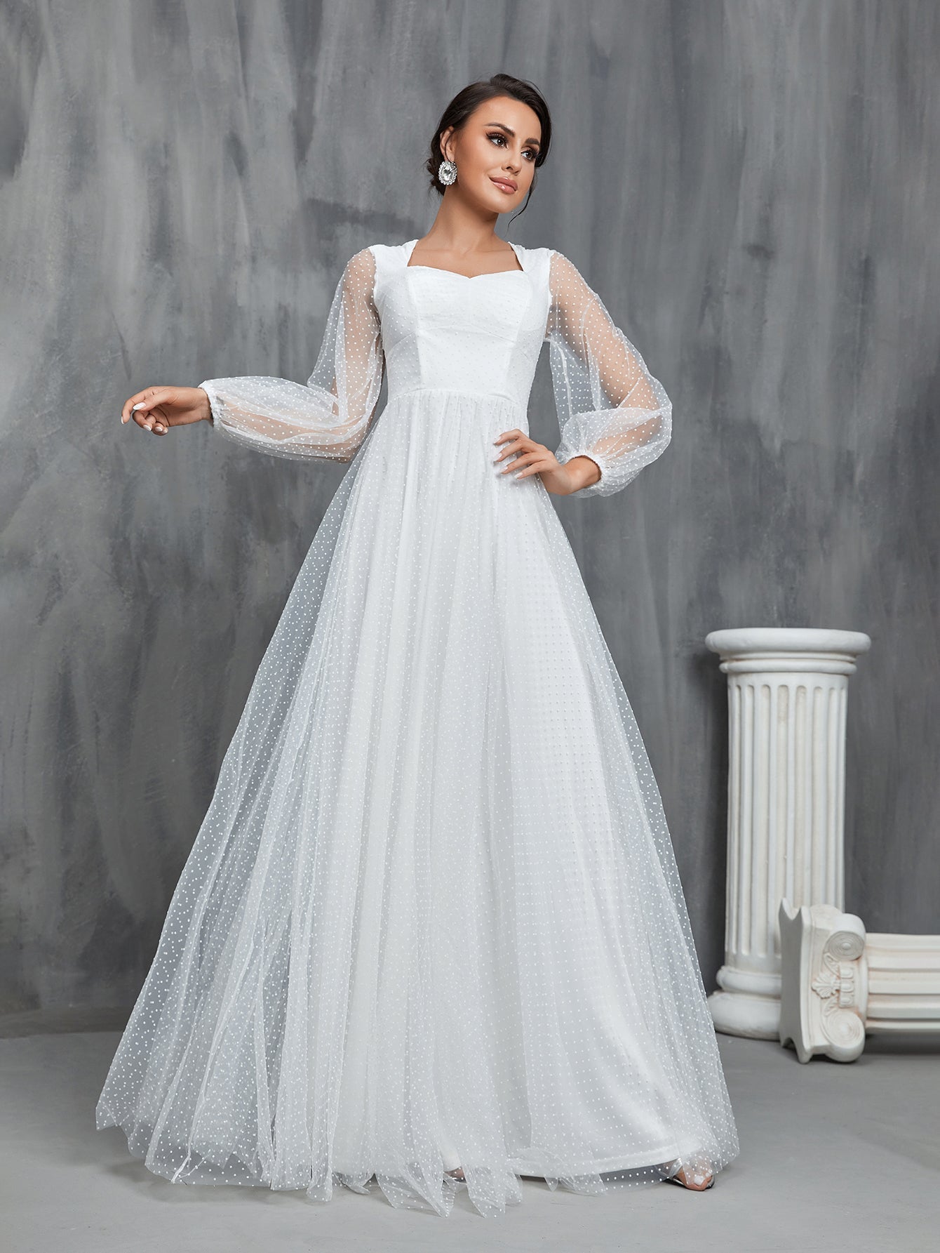 Sweetheart Neck Lantern Sleeve Dobby Mesh Wedding Dress