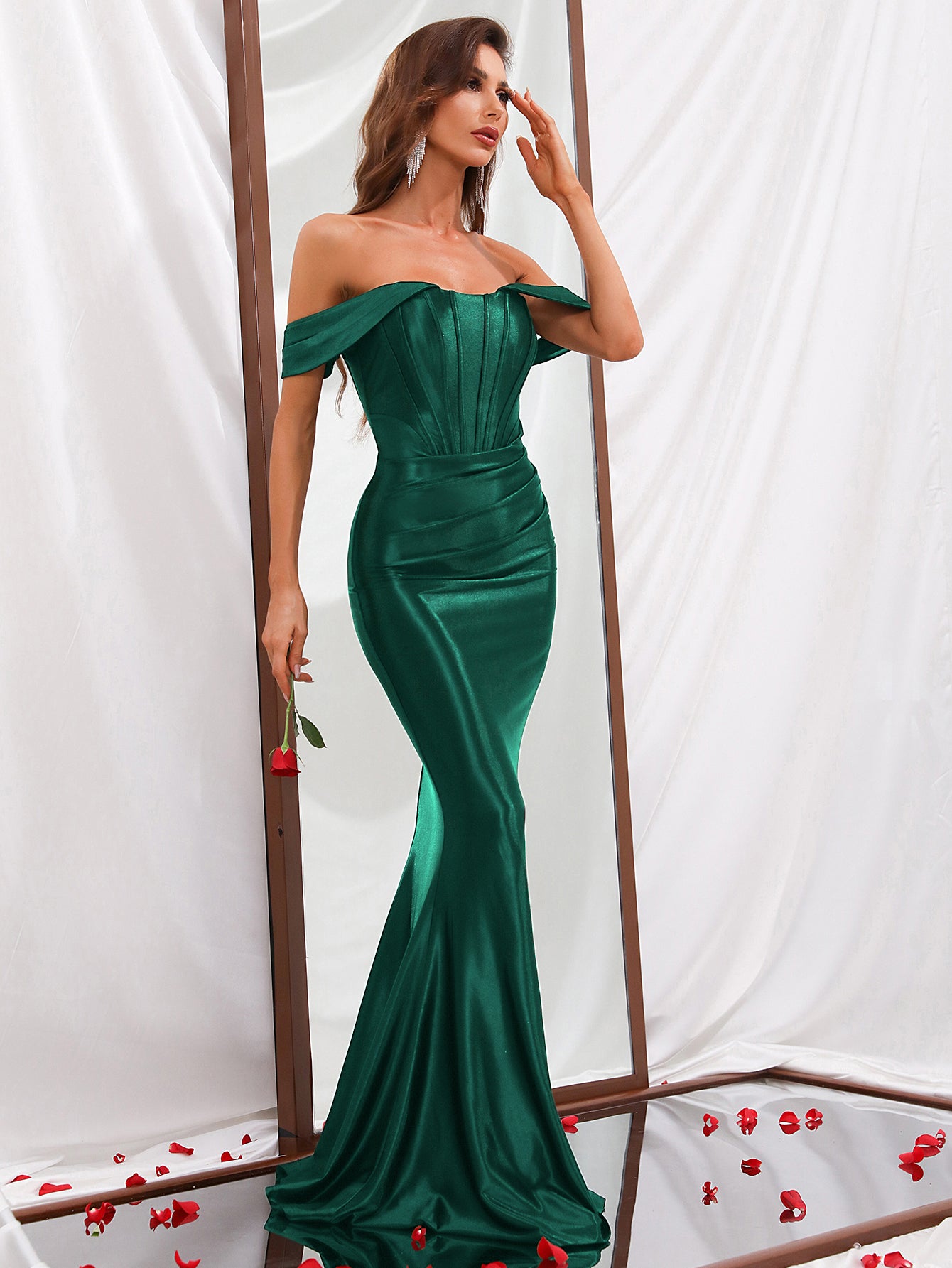 Elegant Pleated Off Shoulder Satin Mermaid Dresses